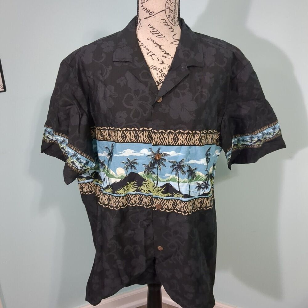 Royal Hawaiian creations short sleeve shirt made in Hawaii mens large